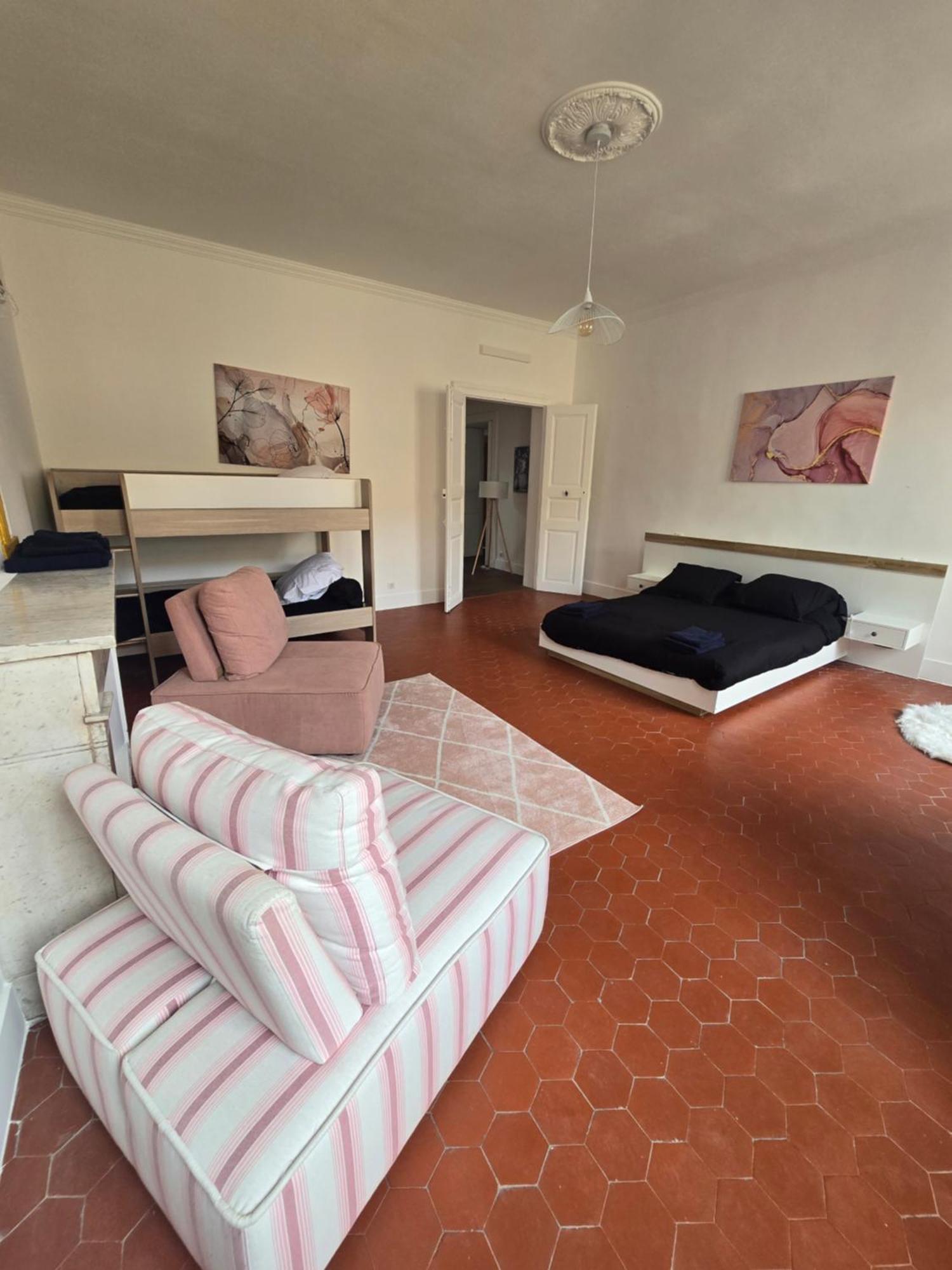 L'Avejan 170 M² 3 Chambres Ales Centre Ville Luaran gambar